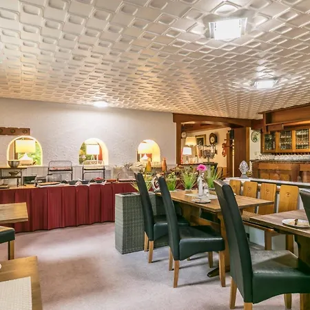 Baeren באד קרוצינגן